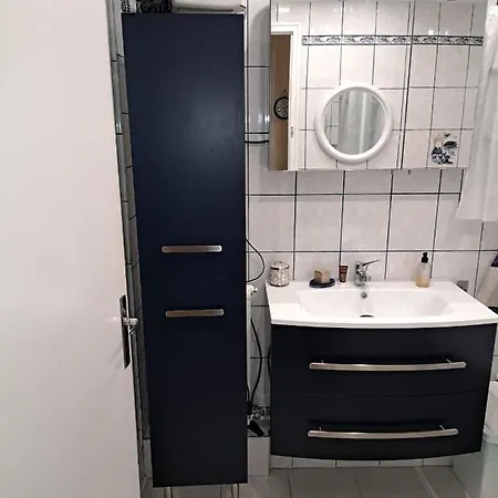Проживание в семье Chez Nadine